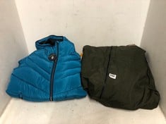 REGATTA GREAT OUTDOORS GREEN FLEECE LINED COAT IN UK SIZE L/XL TO INCLUDE DARE2B BLUE PUFFER JACKET IN UK SIZE 10