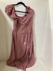 2 X HOLLISTER WOMENS LONG DRESS IN DUSTY PINK ( 1 X SIZE MEDIUM / 1 X SIZE LARGE )