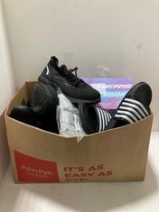 BOX OF ASSORTED SHOES TO INCLUDE SKECHERS WOMEN'S GRACEFUL TRAINERS IN BLACK / ROSE GOLD SIZE 5