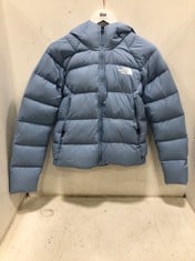 THE NORTH FACE WOMENS PUFFER JACKET IN BABY BLUE SIZE SMALL