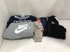 APPROX 4 X ASSORTED KIDS CLOTHES TO INCLUDE NIKE SWEATSHIRT IN MIXED GREY SIZE LARGE