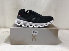 ON RUNNING CLOUDSWIFT 3 TRAINERS IN ALL BLACK SIZE 5.5 - RRP £105