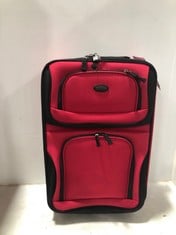 US TRAVELER RIO RUGGED EXPANDABLE CARRYON LUGGAGE SET IN RED