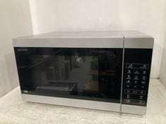 SHARP DIGITAL GRILL MICROWAVE OVEN IN SILVER - MODEL NO. YC-MG81 - RRP £149