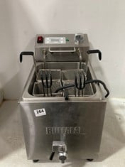 BUFFALO SINGLE TANK FRYER TO INCLUDE 4 SMALL FRYING BASKETS - MODEL NO. DB191 - RRP £143