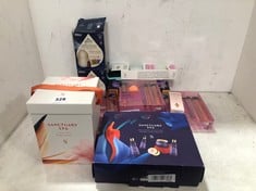 11 X ASSORTED BEAUTY PRODUCT ITEMS TO INCLUDE SANCTUARY SPA SIGNATURE PAMPER HAMPER BOX SET