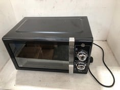 SWAN RETRO 900W MICROWAVE IN BLACK