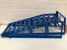 CARTREND VEHICLE WHEEL RAMPS BLUE