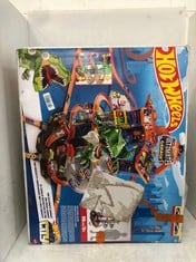 HOT WHEELS CITY ULTIMATE GARAGE ROBO T-REX WITH MULTI LEVEL MULTI PLAY