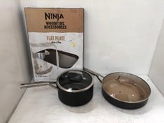 3 X ASSORTED KITCHEN ACCESSORIES TO INCLUDE NINJA WOODFIRE ACCESSORIES FLAT PLATE