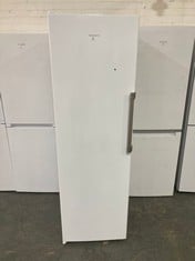 HOTPOINT NO FROST FREESTANDING TALL FREEZER IN WHITE - MODEL NO. UH8F2CWUK - RRP £459 (ZONE 1)