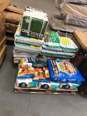 PALLET OF ASSORTED ITEMS TO INCLUDE STRULCH STRAW MULCH 9KG (ZONE 2)