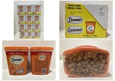 12 X DREAMIES CATISFACTION MEGA TUB 2 X 350G CHICKEN FLAVOUR CAT TREATS - TOTAL LOT RRP £120 (ZONE 4)