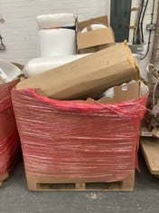 PALLET OF ASSORTED ITEMS TO INCLUDE LARGE MEMORY FOAM MATTRESS (KERBSIDE PALLET DELIVERY)