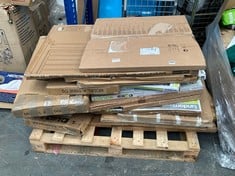 PALLET OF ASSORTED BABY GATES TO INCLUDE SAFETOTS EXTRA TALL SAFETY GATE 75CM - 82.6CM (KERBSIDE PALLET DELIVERY)