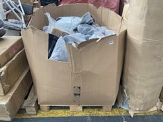 PALLET OF ASSORTED ITEMS TO INCLUDE CUTICELL CLASSIC 10 CM X 10 CM (KERBSIDE PALLET DELIVERY)