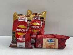 CAGE OF ASSORTED FOOD TO INCLUDE WALKER LIGHTLY SALTED FLAVOUR CRISP 45G - BBE: 09/2024 (KERBSIDE PALLET DELIVERY)