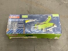 SEALEY 3 TONNE LONG CHASSIS HEAVY-DUTY TROLLEY JACK - HI-VIS - MODEL NO. 1153CXHV