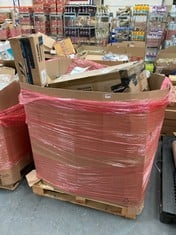 PALLET OF ASSORTED ITEMS TO INCLUDE MDC ENCLOSED CAT BASKET IN BLACK TO INCLUDE VOUNOT CLIMBING CART IN BLACK (KERBSIDE PALLET DELIVERY)