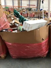 PALLET OF ASSORTED ITEMS TO INCLUDE RYOBI GARDEN HEDGE TRIMMER (KERBSIDE PALLET DELIVERY)