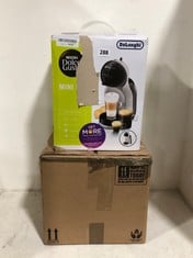 DELONGHI MINI ME COFFEE MACHINE TO INCLUDE NESPRESSO MAGIMIX VERTUO BLACK COFFEE MACHINE