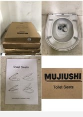 4 X ASSORTED TOILET SEATS TO INCLUDE MASS DYNAMIC MUTE SEAT COVER