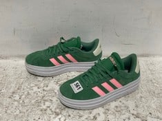 ADIDAS VL COURT BOLD SHOES GREEN SUEDE/PINK SIZE 5 THE HOFF DELOS CITY TRAINERS GREY SUEDE/NAVY SIZE 12