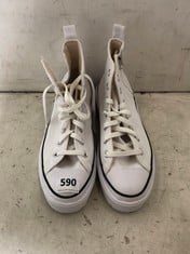 CONVERSE CHUCK TAYLOR ALL STAR LUGGED LIFT PLATFORM HI-TOPS WHITE CANVAS SIZE 5