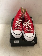 CONVERSE CHUCK TAYLOR ALL STAR HI-TOPS RED/WHITE SIZE 4.5 TO INCLUDE CONVERSE CHUCK TAYLOR ALL STAR HI-TOPS BLACK/WHITE SIZE 2