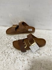 BIRKENSTOCK ARIZONA BIG BUCKLE OILED LEATHER SANDALS COGNAC SIZE 41 RRP- £125