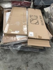 PALLET OF A VARIETY OF HEADBOARDS OF DIFFERENT SIZES AND MODELS INCLUDING WHITE HEADBOARD 60X120 (MAY BE BROKEN OR INCOMPLETE).