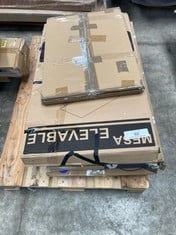 PALLET VARIETY OF FURNITURE INCLUDING LIFT UP CENTRI TABLE 001639A (MAY BE BROKEN OR INCOMPLETE).