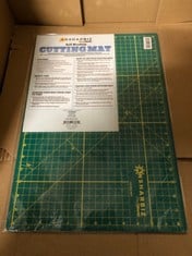 25X SELF HEALING CUTTING MAT TOTAL RRP £191: LOCATION - RACK C