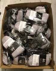 27 X LA ACTIVE SOCKS UK 4 - 7.5: LOCATION - RACK C