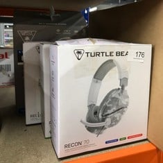 QUANTITY OF TECH & GAMING ITEMS TO INCLUDE TURTLE BEACH RECON 70 CAMO WHITE GAMING HEADSET FOR XBOX SERIES X|S, XBOX ONE, PS5, PS4, NINTENDO SWITCH & PC: LOCATION - A RACK