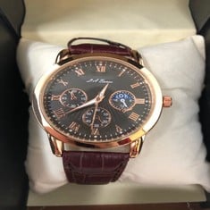 MENS LA BANUS WATCH - QUARTZ MOVEMENT - LEATHER STRAP: LOCATION - A RACK