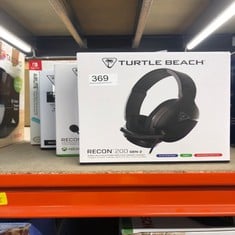 QUANTITY OF TECH & GAMING ITEMS TO INCLUDE TURTLE BEACH RECON 200 GEN 2 AMPLIFIED GAMING HEADSET - PS4, PS5, XBOX SERIES X|S ONE, NINTENDO SWITCH & PC: LOCATION - C RACK