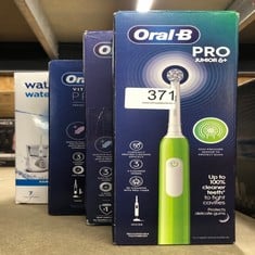 QUANTITY OF HEALTH & BEAUTY ITEMS TO INCLUDE ORAL-B PRO JUNIOR KIDS ELECTRIC TOOTHBRUSH, 1 TOOTHBRUSH HEAD, 3 MODES WITH KID-FRIENDLY SENSITIVE MODE, FOR AGES 6+, 2 PIN UK PLUG, GREEN: LOCATION - C R