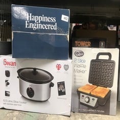 QUANTITY OF KITCHEN & APPLIANCES ITEMS TO INCLUDE MORPHY RICHARDS 3.5L SEAR & STEW SLOW COOKER, SHATTER RESISTANT ALUMINIUM POT, 3 HEAT SETTINGS, HOB PROOF, EASY CLEAN, 163W, BLACK, 460012: LOCATION