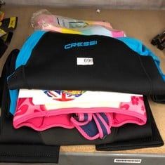 QUANTITY OF WETSUITS TO INCLUDE CRESSI KIDS SHORTY WETSUIT 11-12 : LOCATION - SIDE RACK