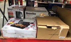 QUANTITY OF KITCHEN & APPLIANCES ITEMS TO INCLUDE SWAN ST14071BLK WINDSOR 2 SLICE TOASTER WITH 7 BROWNING LEVELS, DEFROST/REHEAT/CANCEL FUNCTIONS, SELF-CENTRING FUNCTIONS AND REMOVABLE CRUMB TRAY, 90