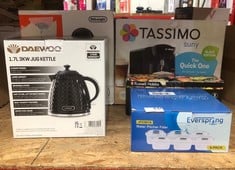 QUANTITY OF KITCHEN & APPLIANCES ITEMS TO INCLUDE DAEWOO SDA1773 ARGYLE COLLECTION, 1.7L, ELECTRIC KETTLE WITH REMOVABLE LID AND FILTER FOR AN EASY CLEAN, AUTO SHUT OFF AND POWER INDICATOR FOR SAFETY