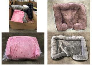 1 X PALLET OF ASSORTED PET ITEMS TO INCLUDE MEDIUM SIZED SOFT TOUCH DOG BED: LOCATION - REAR FLOOR(COLLECTION OR OPTIONAL DELIVERY AVAILABLE)