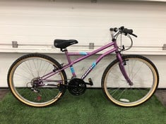 APOLLO SUBLIME MOUNTAIN BIKE, 15” FRAME, 26” WHEELS, 15 SPEED EASY TWIST GEARS. : LOCATION - FRONT FLOOR(COLLECTION OR OPTIONAL DELIVERY AVAILABLE)