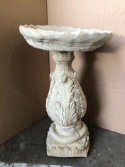 VINEYARD BIRD BATH ADORNED WITH LEAVES - COLLECTION ONLY - LOCATION FRONT FLOOR