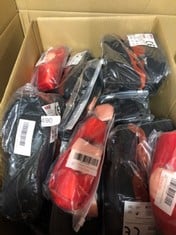 QUANTITY OF ASSORTED ITEMS TO INCLUDE WOMEN GIRLS STAIN DANCE SHOE BLACK & RED & PINK BALLET POINTE SHOES WITH TOE PADS & CARRY POUCH (2.5 UK RED): LOCATION - D RACK