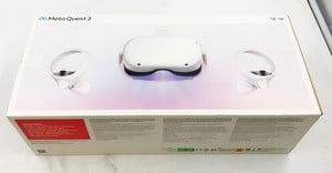 META QUEST 2 128GB VR HEADSET: MODEL NO KW49CM: LOCATION - F