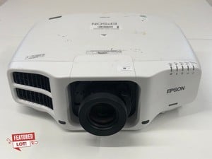 EPSON H749B EB-G7900U PROJECTOR (RRP - £3210).: LOCATION - A