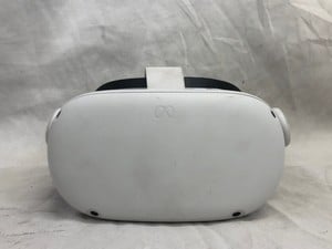 META QUEST 2 256 GB GB ALL IN ONE VR HEADSET: MODEL NO KW49CM:: LOCATION - J