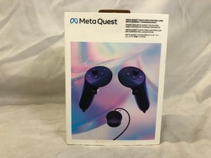 META QUEST TOUCH PRO CONTROLLERS WITH COMPACT CHARGING DOCK  VR CONTROLLERS.: LOCATION - D